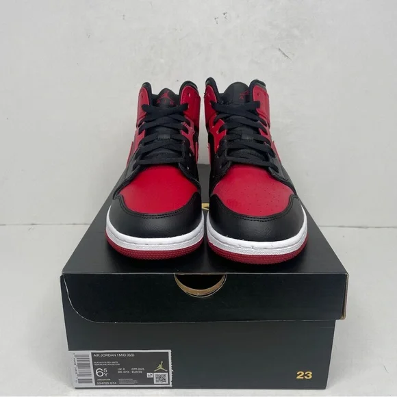 Nike Air Jordan 1 Retro Mid GS “Bred/Banned” 2022